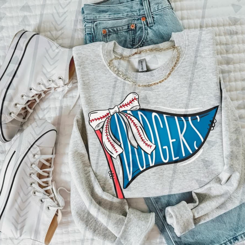 {Boutique} Dodgers Crewneck Sweater